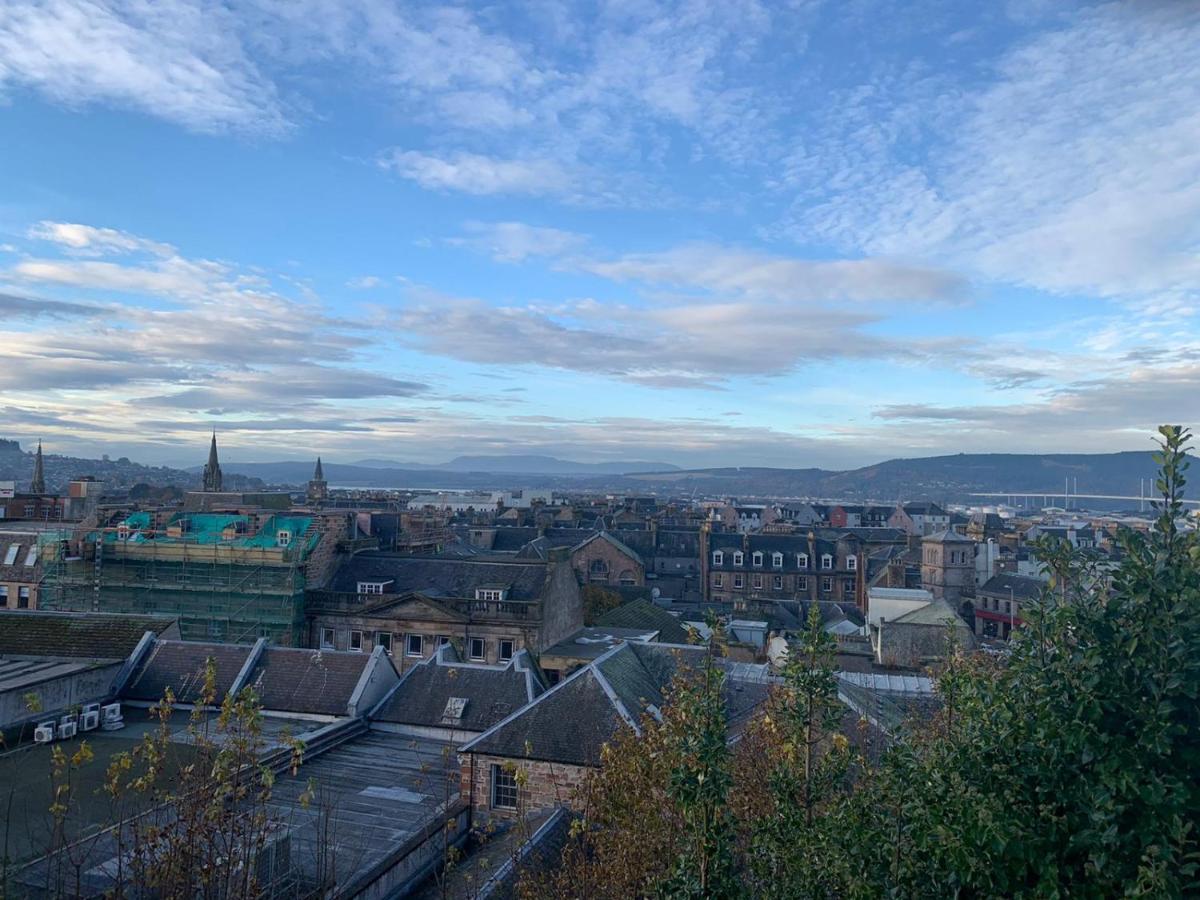Hill House - Mews Town House, In A Quiet Private Close, In The City Centre Of Inverness. Exteriér fotografie